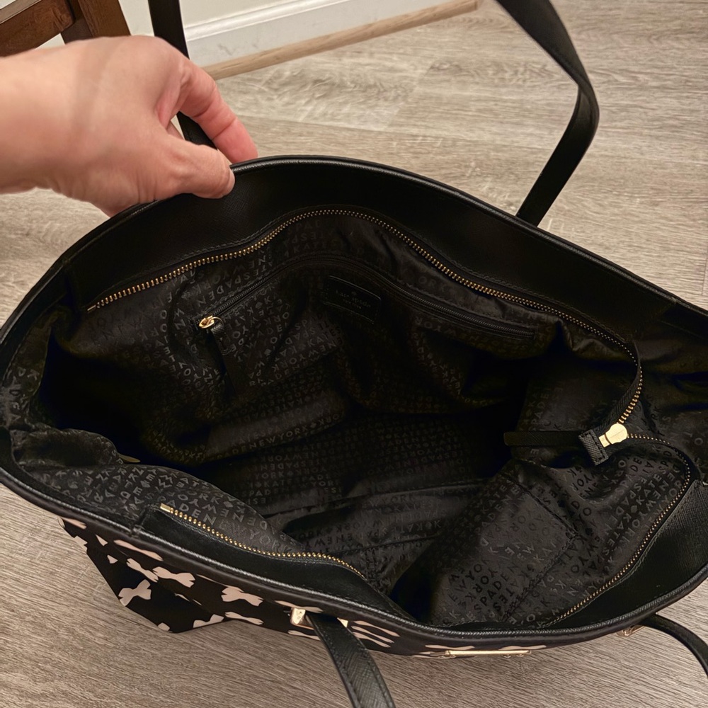 Kate Spade Black Tote with White Bow Pattern - Picture 7 of 8